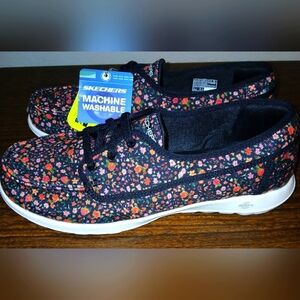 New With Tags Skechers GOwalk Smart Air-Cooled Goga Mat Insole Women's Size 8.5